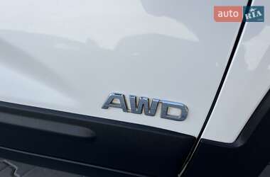 Позашляховик / Кросовер Kia Sorento 2015 в 
