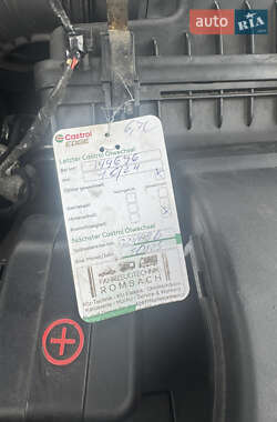 Позашляховик / Кросовер Kia Sorento 2012 в 