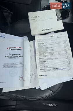 Позашляховик / Кросовер Kia Sorento 2012 в 