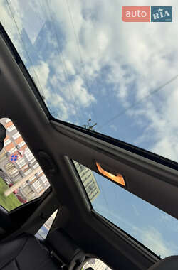 Позашляховик / Кросовер Kia Sorento 2012 в 