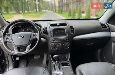 Внедорожник / Кроссовер Kia Sorento 2014 в 