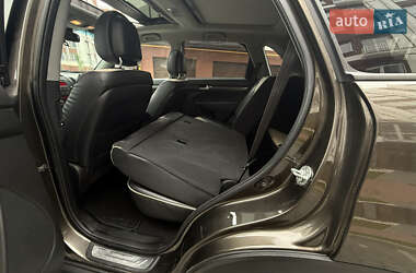 Позашляховик / Кросовер Kia Sorento 2010 в 