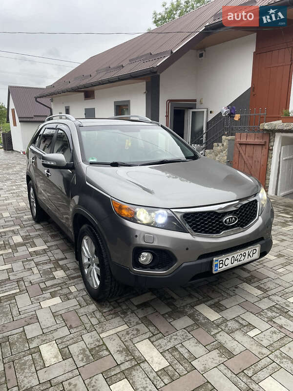 Внедорожник / Кроссовер Kia Sorento 2010 в 