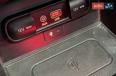 Внедорожник / Кроссовер Kia Sorento 2018 в 