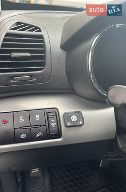 Внедорожник / Кроссовер Kia Sorento 2011 в 