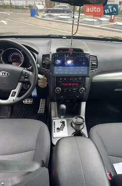 Внедорожник / Кроссовер Kia Sorento 2011 в 