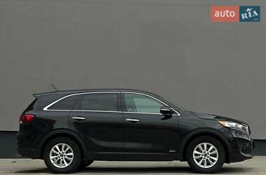 Внедорожник / Кроссовер Kia Sorento 2019 в 