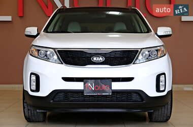 Позашляховик / Кросовер Kia Sorento 2015 в 