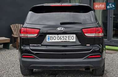Внедорожник / Кроссовер Kia Sorento 2015 в 