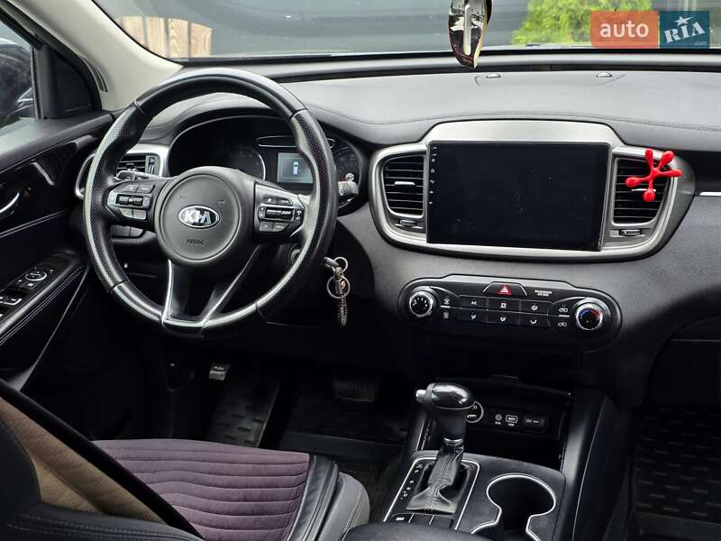 Внедорожник / Кроссовер Kia Sorento 2015 в Тернополе