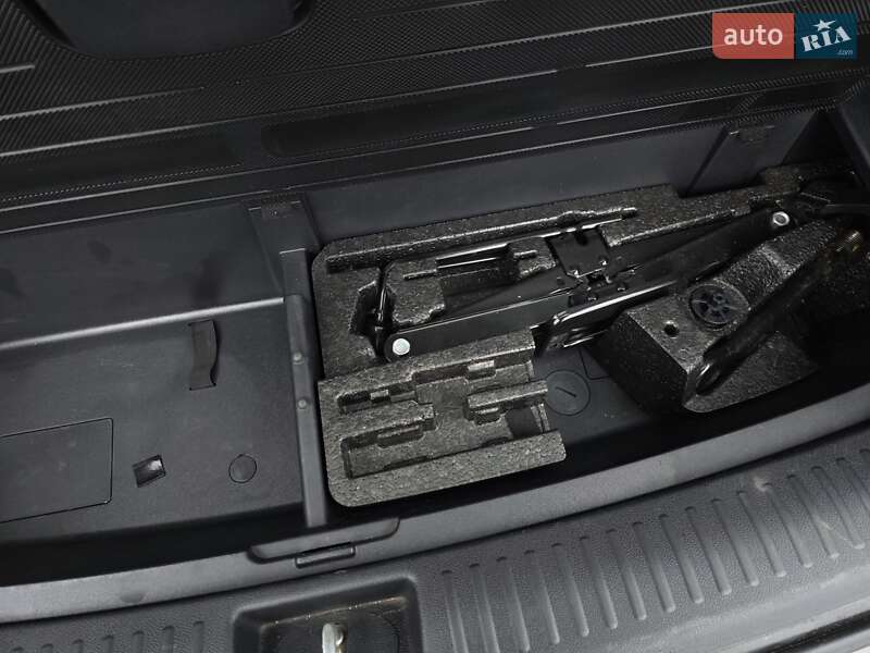 Внедорожник / Кроссовер Kia Sorento 2015 в Тернополе