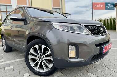 Позашляховик / Кросовер Kia Sorento 2013 в 