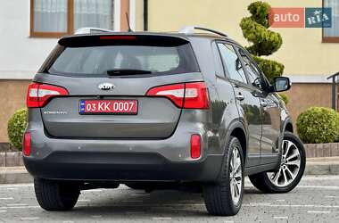 Позашляховик / Кросовер Kia Sorento 2013 в 