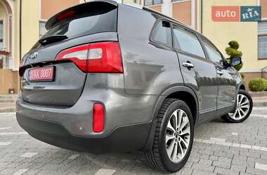 Позашляховик / Кросовер Kia Sorento 2013 в 