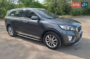 Позашляховик / Кросовер Kia Sorento 2015 в 