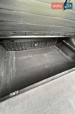 Позашляховик / Кросовер Kia Sorento 2012 в 