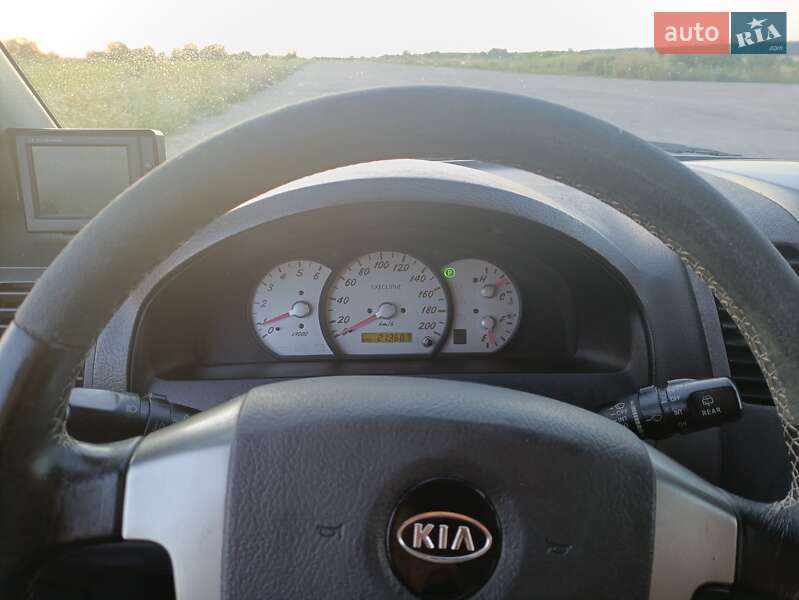 Внедорожник / Кроссовер Kia Sorento 2005 в Баре
