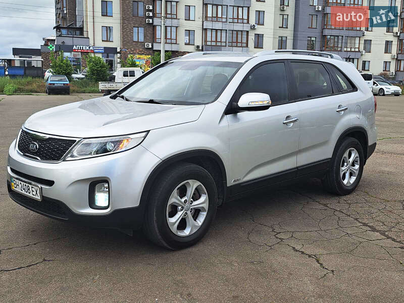 Внедорожник / Кроссовер Kia Sorento 2014 в 