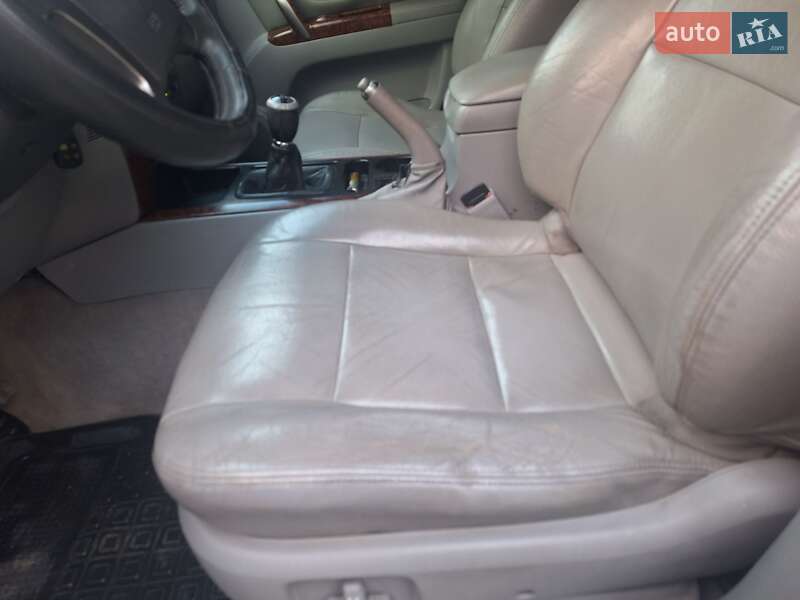 Внедорожник / Кроссовер Kia Sorento 2004 в Черновцах