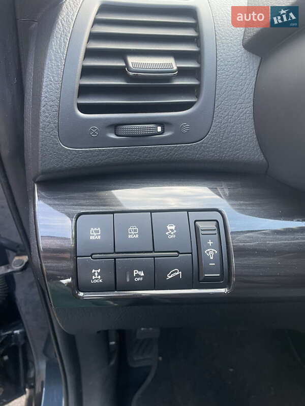 Внедорожник / Кроссовер Kia Sorento 2012 в Конотопе