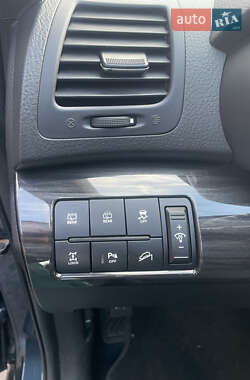 Внедорожник / Кроссовер Kia Sorento 2012 в 