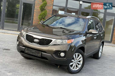 Позашляховик / Кросовер Kia Sorento 2010 в 