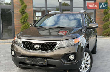 Позашляховик / Кросовер Kia Sorento 2010 в 