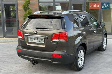 Позашляховик / Кросовер Kia Sorento 2010 в 