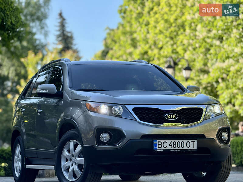 Внедорожник / Кроссовер Kia Sorento 2010 в Выгоде