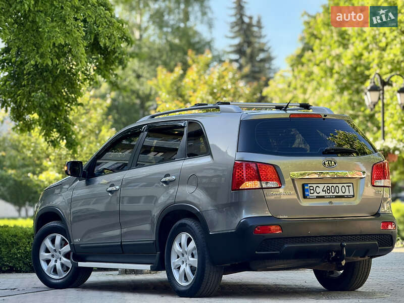 Внедорожник / Кроссовер Kia Sorento 2010 в Выгоде