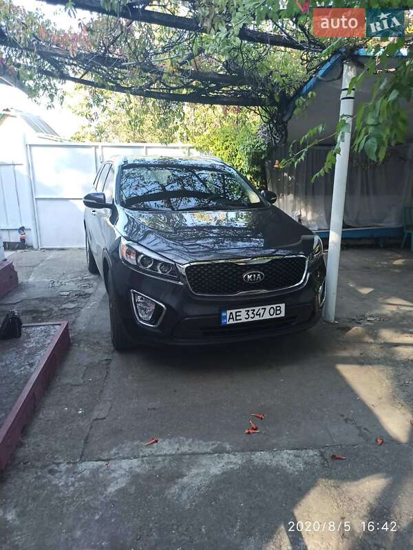 Позашляховик / Кросовер Kia Sorento 2015 в Дніпрі