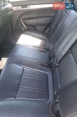 Позашляховик / Кросовер Kia Sorento 2011 в 