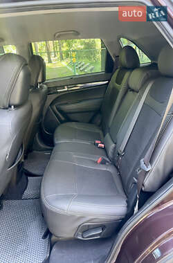 Внедорожник / Кроссовер Kia Sorento 2013 в 