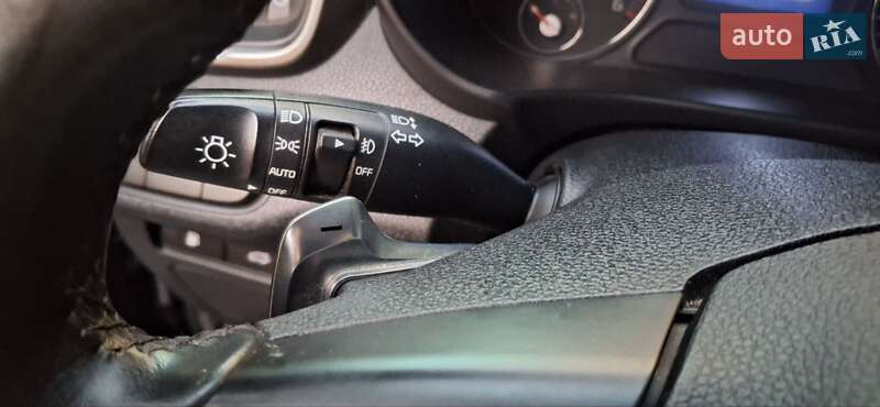 Внедорожник / Кроссовер Kia Sorento 2016 в Полтаве