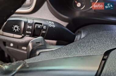 Внедорожник / Кроссовер Kia Sorento 2016 в 