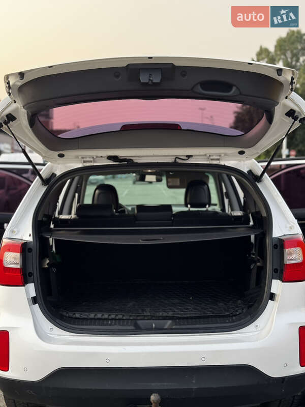 Внедорожник / Кроссовер Kia Sorento 2014 в Киеве
