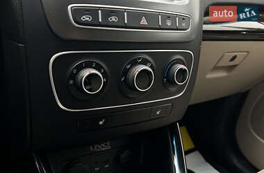 Внедорожник / Кроссовер Kia Sorento 2014 в 