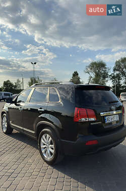 Внедорожник / Кроссовер Kia Sorento 2012 в 