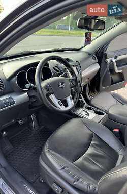 Внедорожник / Кроссовер Kia Sorento 2012 в 