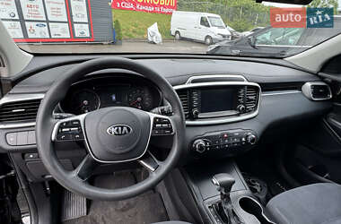Внедорожник / Кроссовер Kia Sorento 2019 в 