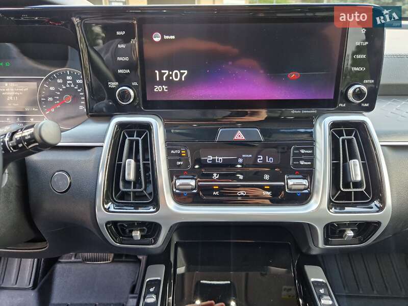 Внедорожник / Кроссовер Kia Sorento 2021 в Днепре