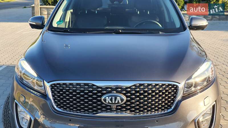 Позашляховик / Кросовер Kia Sorento 2015 в Чернівцях