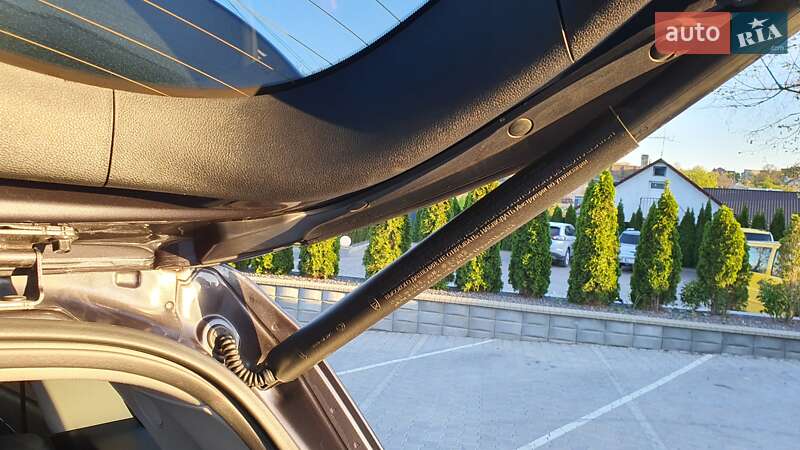 Позашляховик / Кросовер Kia Sorento 2015 в Чернівцях