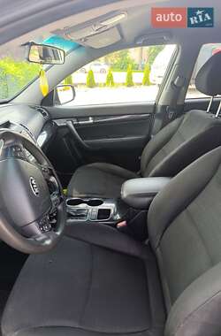 Внедорожник / Кроссовер Kia Sorento 2013 в 