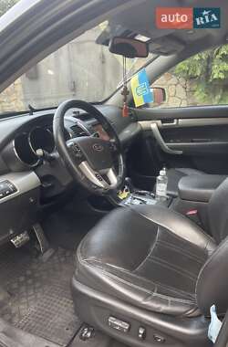 Внедорожник / Кроссовер Kia Sorento 2012 в 