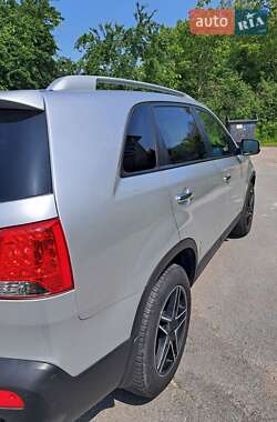 Внедорожник / Кроссовер Kia Sorento 2011 в 