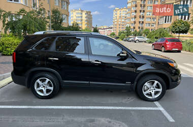 Внедорожник / Кроссовер Kia Sorento 2010 в 