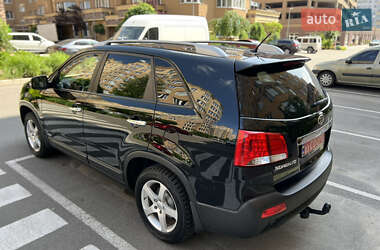 Внедорожник / Кроссовер Kia Sorento 2010 в 