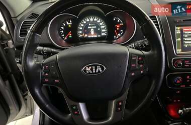 Внедорожник / Кроссовер Kia Sorento 2014 в 