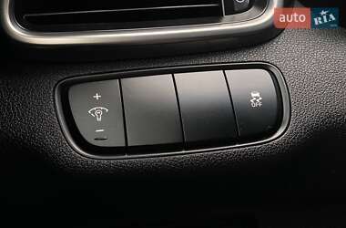 Внедорожник / Кроссовер Kia Sorento 2015 в 